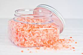 The Benefits of Himalayan Pink Salt and Why You Should Start Using It