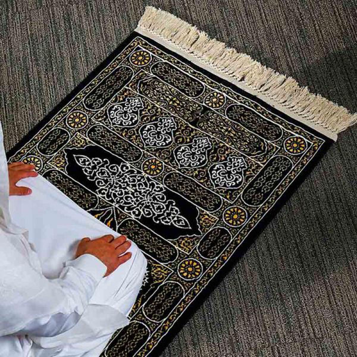 Prayer Mat Dubai – Essential Guide of 2023